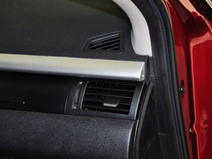 奔腾X80 2013款 2.0L 自动 豪华型