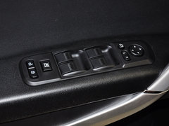 奔腾X80 2013款 2.0L 自动 豪华型