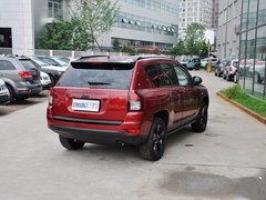 指南者(进口) 2014款 2.4L 自动 四驱蛇行珍藏版 5座