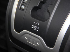 指南者(进口) 2014款 2.4L 自动 四驱蛇行珍藏版 5座