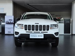 指南者(进口) 2014款 2.4L 自动 四驱蛇行珍藏版 5座