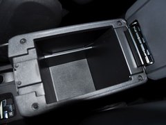 指南者(进口) 2014款 2.4L 自动 四驱蛇行珍藏版 5座