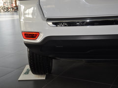 指南者(进口) 2014款 2.0L 自动 两驱豪华版 5座