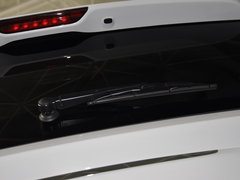 指南者(进口) 2014款 2.0L 自动 两驱豪华版 5座