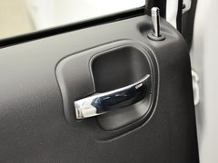 指南者(进口) 2014款 2.0L 自动 两驱运动版 5座