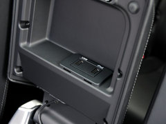 揽胜运动 2013款 5.0 V8 NA 黑标限量版 5座