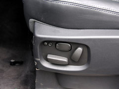 揽胜运动 2013款 5.0 V8 NA 黑标限量版 5座