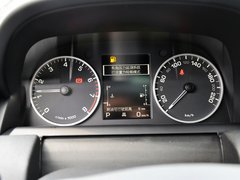路虎 揽胜运动版 5.0 V8 NA 方向盘后方仪表盘