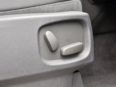 揽胜运动 2013款 5.0 V8 NA 黑标限量版 5座