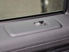 揽胜运动 2013款 5.0 V8 NA 黑标限量版 5座