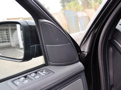 揽胜运动 2013款 5.0 V8 NA 黑标限量版 5座