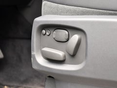 揽胜运动 2013款 5.0 V8 NA 黑标限量版 5座