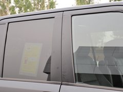 揽胜运动 2013款 5.0 V8 NA 黑标限量版 5座