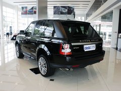 路虎 揽胜运动版 5.0 V8 NA 车辆左后45度视角