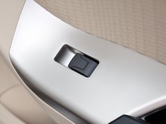 海马S7 2013款 2.0L 手动 智尚型 5座