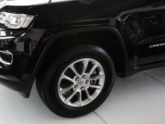 大切诺基(进口) 2014款 3.6L 自动 旗舰尊悦版 5座