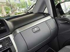 威霆 2013款 3.0L 自动 商务型