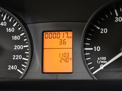 威霆 2013款 3.0L 自动 商务型