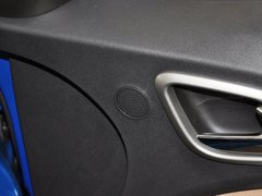 宝骏630 2013款 1.5L 手动 舒适型炫酷版