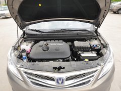 长安乘用车  1.6L 手动 发动机局部特写