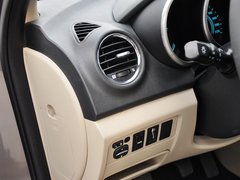 逸动 2013款 1.6L 手动 尊贵型