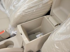 逸动 2013款 1.6L 手动 尊贵型