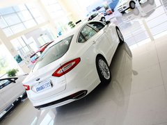 蒙迪欧 2013款 2.0T AT GTDi240旗舰型