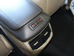 蒙迪欧 2013款 2.0T AT GTDi240旗舰型