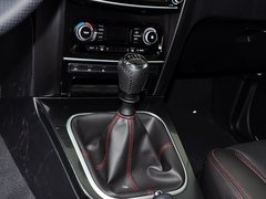 哈弗H5 2013款 智尊版 2.0T 手动 四驱精英型 5座