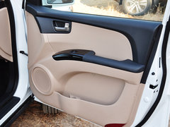 狮跑 2013款 2.0 GL 手动两驱 5座