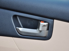 狮跑 2013款 2.0 GL 手动两驱 5座