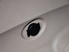 狮跑 2013款 2.0 GL 手动两驱 5座