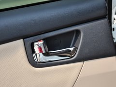 狮跑 2013款 2.0 DLX 自动两驱 5座