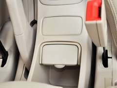 狮跑 2013款 2.0 DLX 自动两驱 5座