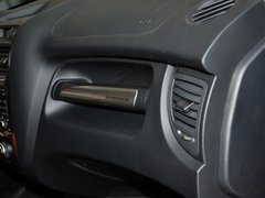 狮跑 2013款 2.0 DLX 自动两驱 5座
