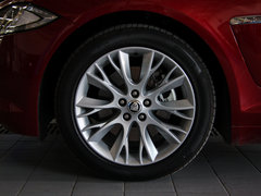 捷豹XF 2013款 2.0T 自动 剑桥限量版