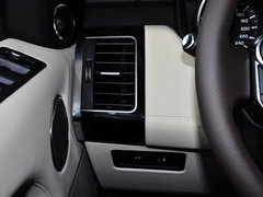 路虎 3.0T 自动 方向盘左后仪表台