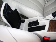 宝马3系GT 2013款 328i 2.0T 自动 风尚设计套装