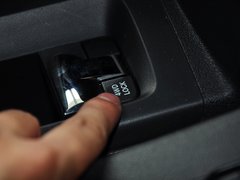 自由客 2014款 2.4L 自动 豪华导航版 5座