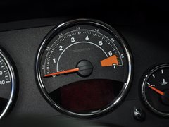 自由客 2014款 2.4L 自动 豪华导航版 5座