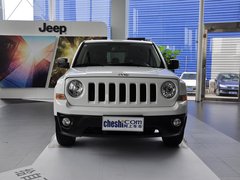 自由客 2014款 2.4L 自动 豪华导航版 5座