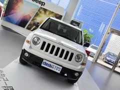 自由客 2014款 2.4L 自动 豪华导航版 5座