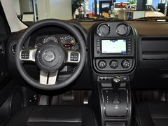 自由客 2014款 2.4L 自动 豪华导航版 5座