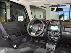 自由客 2014款 2.4L 自动 豪华导航版 5座