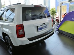自由客 2014款 2.4L 自动 蛇行珍藏版 5座