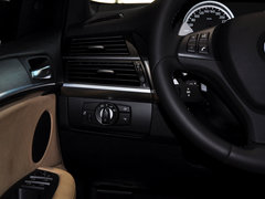 宝马X5 M 2013款 4.4T 自动 5座