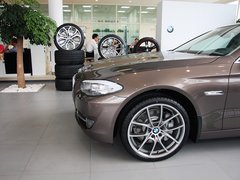宝马5系 2013款 3.0T 自动 卓乐版