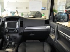 帕杰罗 2014款 3.0L 自动 精英超越版 7座