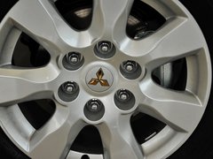 帕杰罗 2014款 3.0L 自动 精英超越版 7座