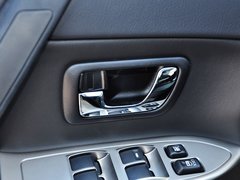 帕杰罗 2014款 3.0L 自动 精英版 7座